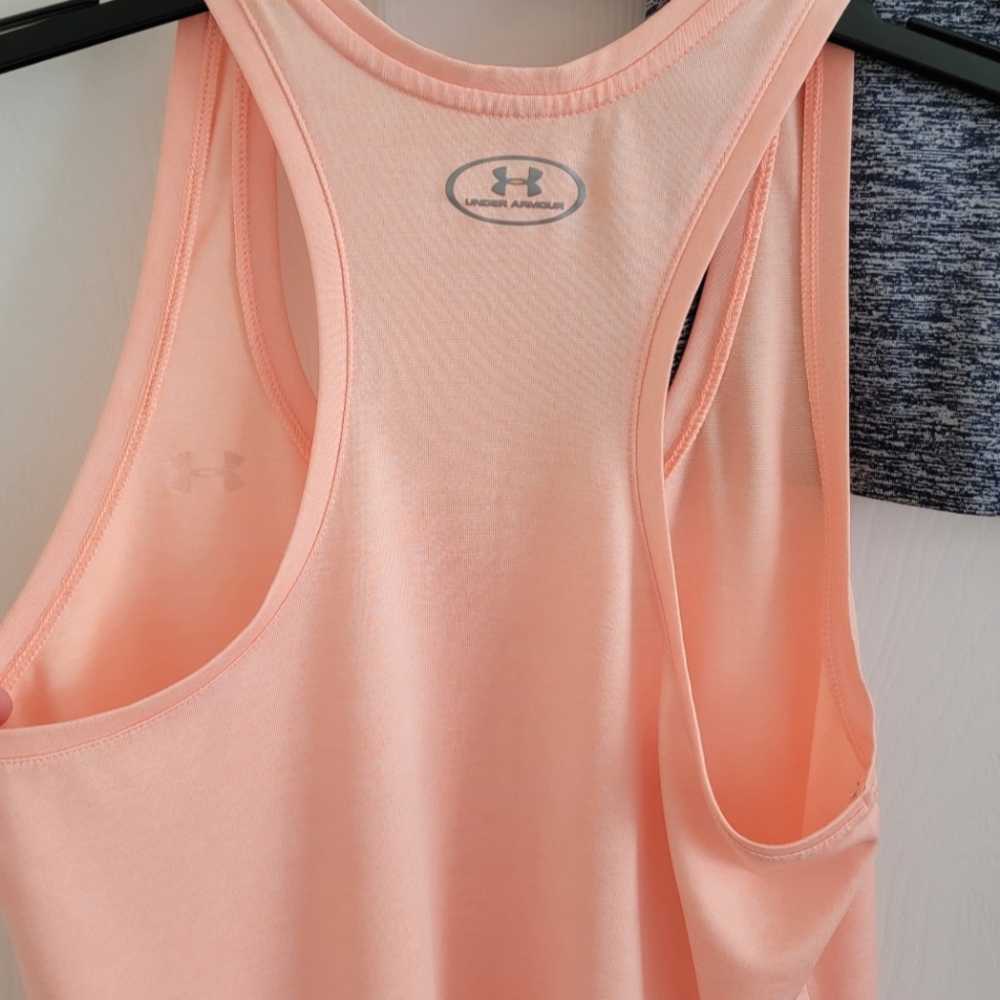 Bundle Of 2 Under Armour Women's HeatGear Racerback Tank Tops, XS - Picture 5 of 10